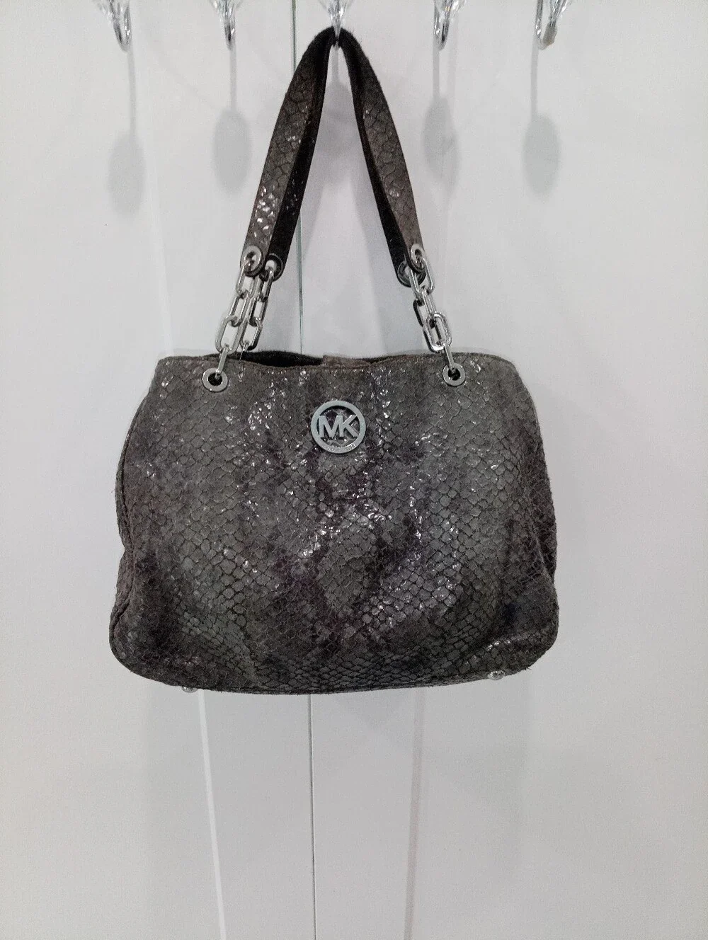 ✨ Michael Kors Metallic Python Leather Tote – Iconic, Edgy Luxury! Fair Preowned